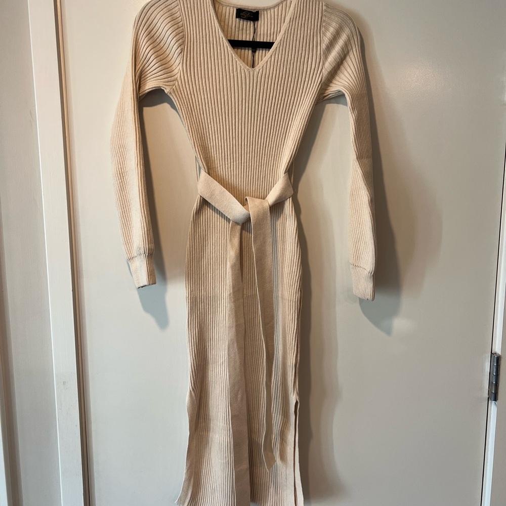 Dressystar Beige Knit Long Sleeve Dress - Picture 1 of 6